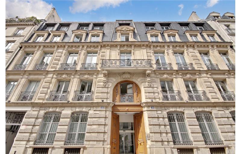 Location de bureau de 2 456 m² à Paris 10 - 75010 photo - 1