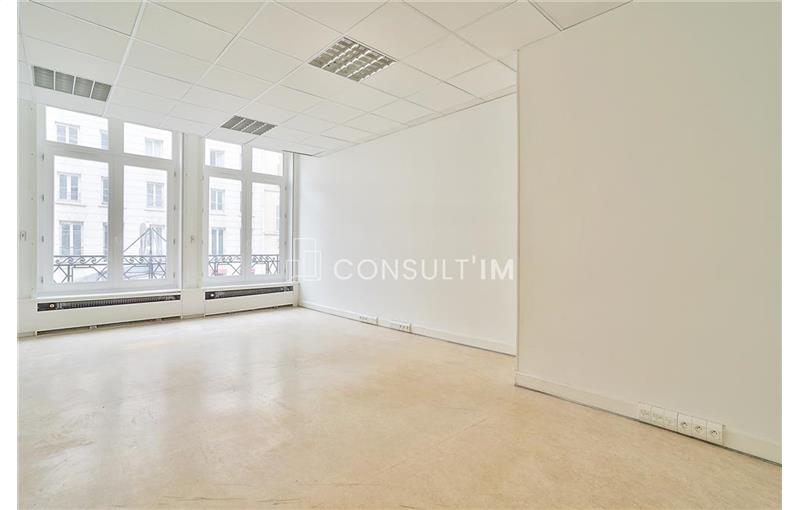Location de bureau de 274 m² à Paris 11 - 75011 photo - 1