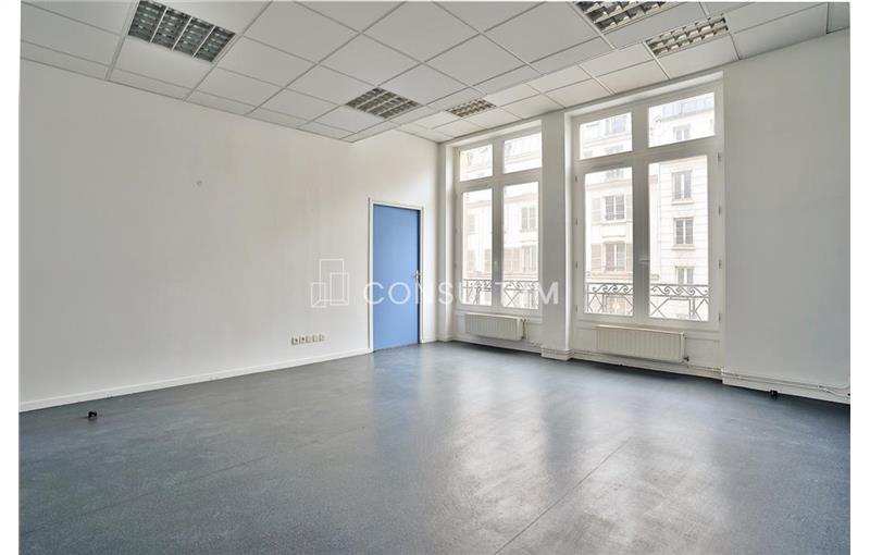 Location de bureau de 185 m² à Paris 11 - 75011 photo - 1