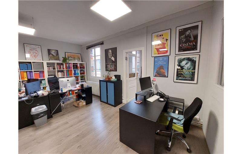 Location de bureau de 75 m² à Paris 11 - 75011 photo - 1