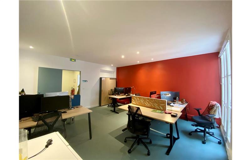 Location de bureau de 249 m² à Paris 15 - 75015 photo - 1