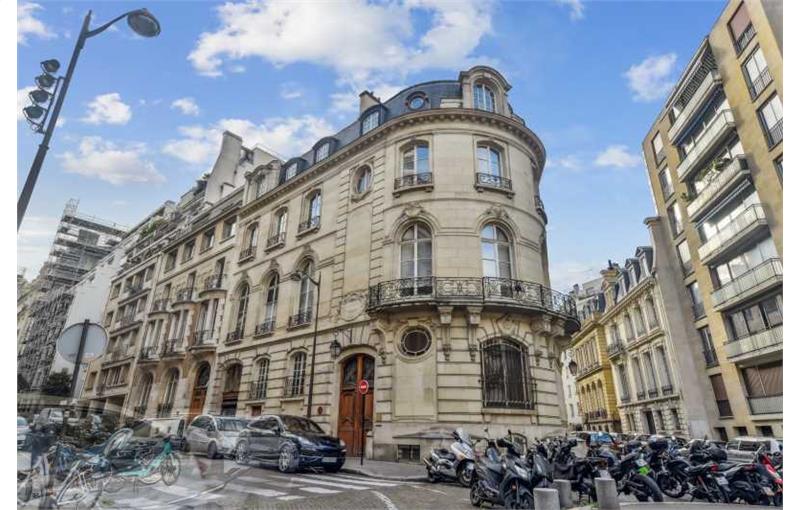 Location de bureau de 1 008 m² à Paris 16 - 75016 photo - 1