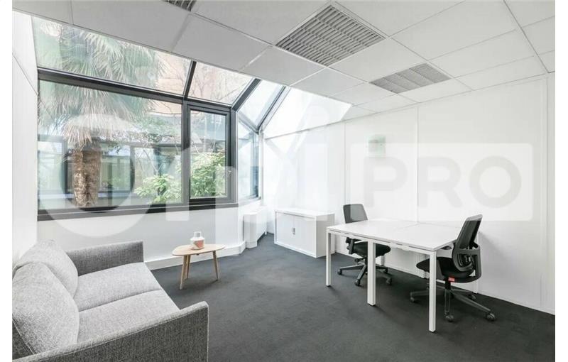 Location de bureau de 200 m² à Paris 16 - 75016 photo - 1