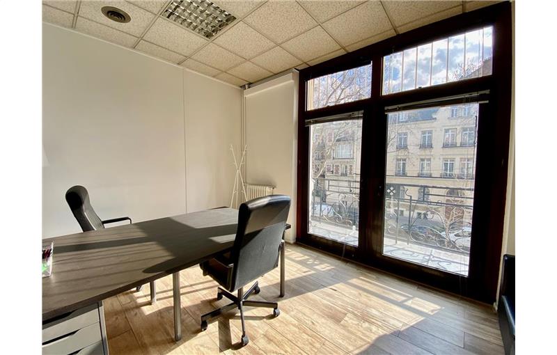 Location de bureau de 75 m² à Paris 17 - 75017 photo - 1