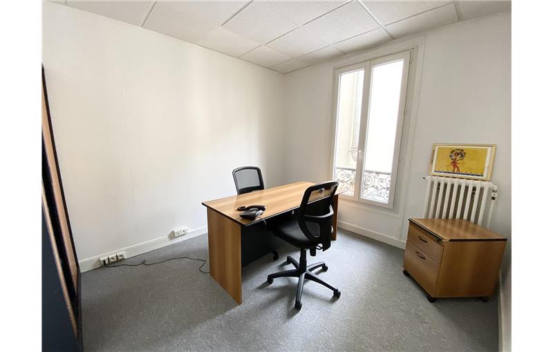 Location de bureau de 36 m² à Paris 17 - 75017 photo - 1