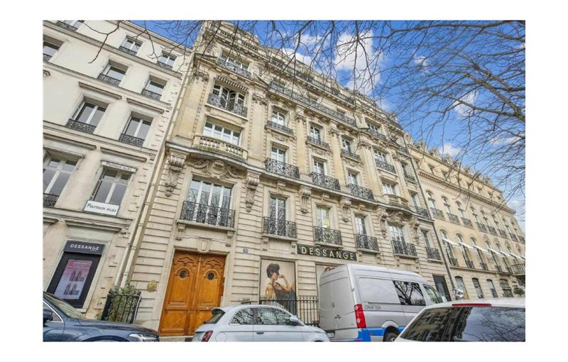 Location de bureau de 370 m² à Paris 8 - 75008 photo - 1