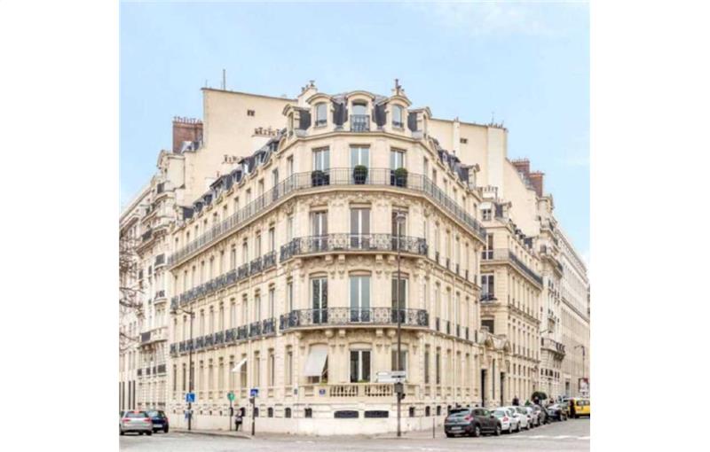 Location de bureau de 390 m² à Paris 8 - 75008 photo - 1