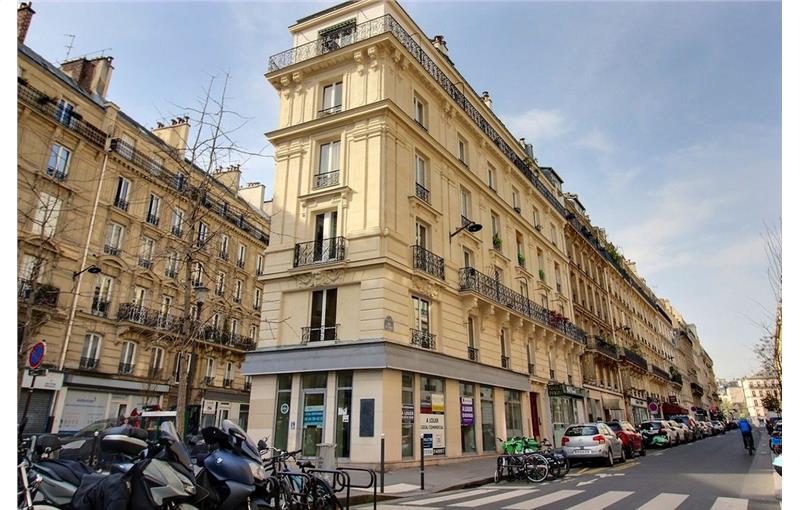 Location de bureau de 131 m² à Paris 8 - 75008 photo - 1