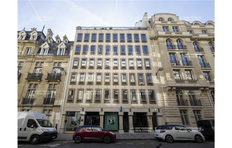Location de bureau de 138 m² à Paris 8 - 75008 photo - 1