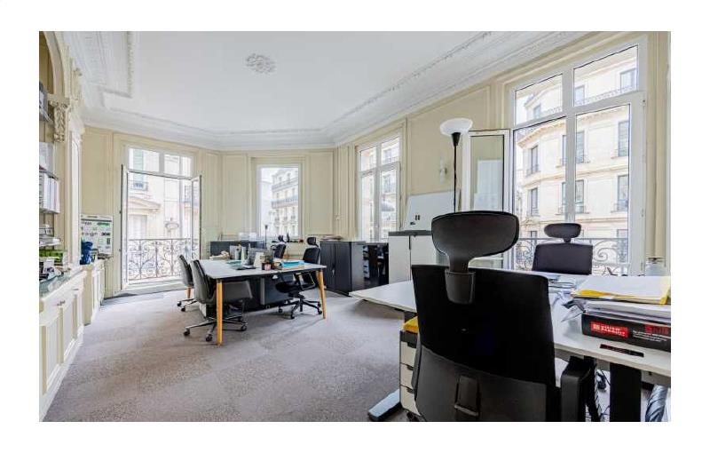 Location de bureau de 60 m² à Paris 9 - 75009 photo - 1