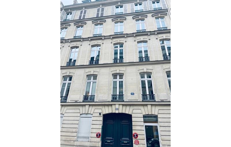 Location de bureau de 55 m² à Paris 9 - 75009 photo - 1
