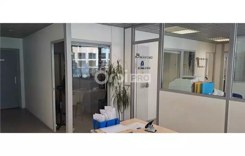 Location de bureau de 86 m² à Pau - 64000