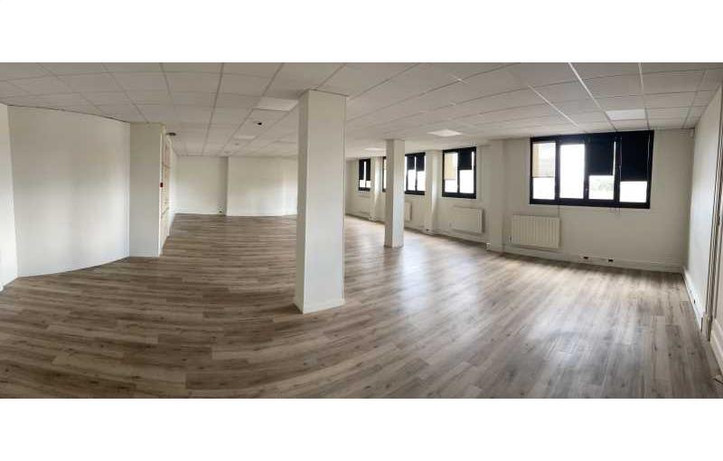 Location de bureau de 1 245 m² à Reims - 51100 photo - 1
