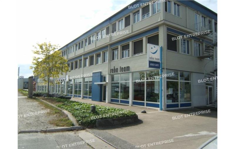 Location de bureau de 752 m² à Rennes - 35000 photo - 1