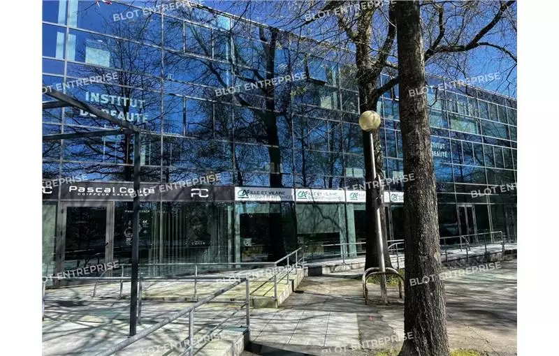 Location de bureau de 103 m² à Rennes - 35000
