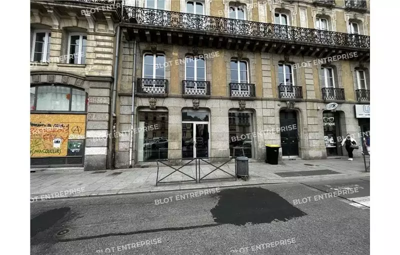Location de bureau de 96 m² à Rennes - 35000