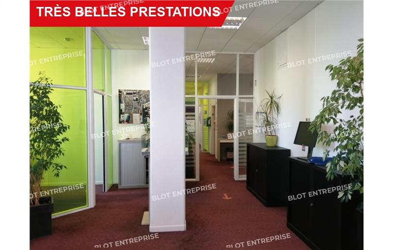Location de bureau de 264 m² à Rennes - 35000 photo - 1