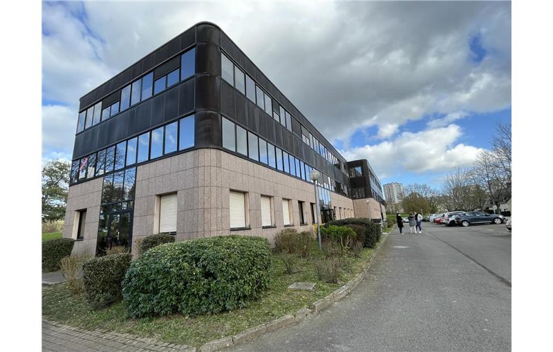 Location de bureau de 280 m² à Rennes - 35000 photo - 1