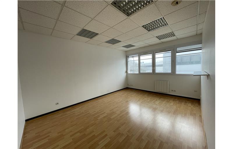 Location de bureau de 45 m² à Rezé - 44400 photo - 1