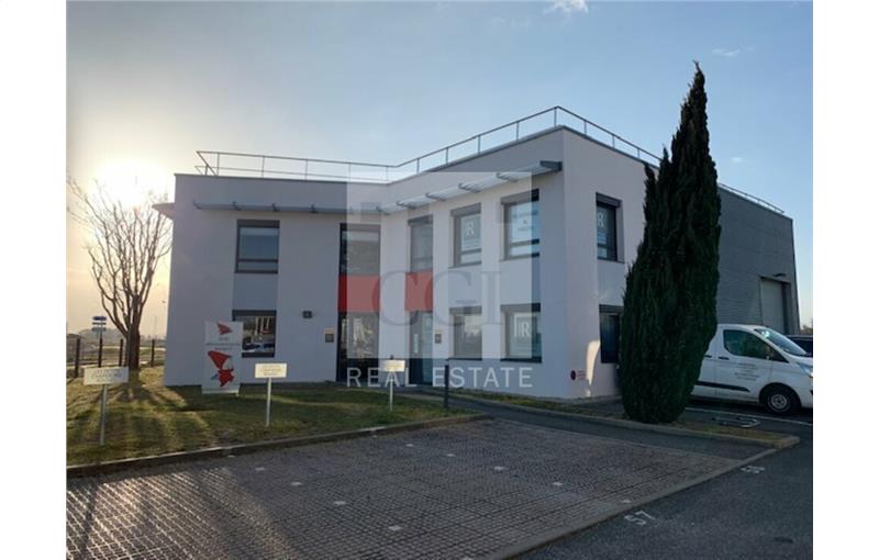 Location de bureau de 334 m² à Rillieux-la-Pape - 69140 photo - 1