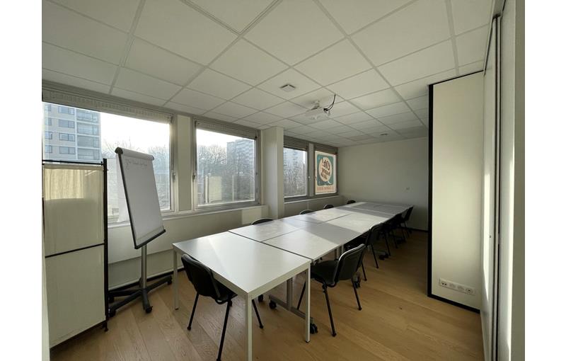Location de bureau de 120 m² à Roubaix - 59100 photo - 1