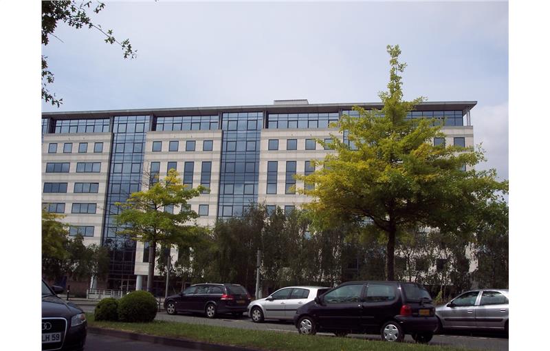 Location de bureau de 6 298 m² à Roubaix - 59100 photo - 1