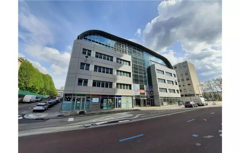 Location de bureau de 8298 m² à Rouen - 76000
