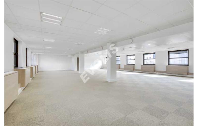 Location de bureau de 485 m² à Rueil-Malmaison - 92500 photo - 1