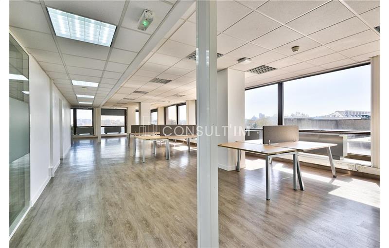 Location de bureau de 447 m² à Saint-Cloud - 92210 photo - 1