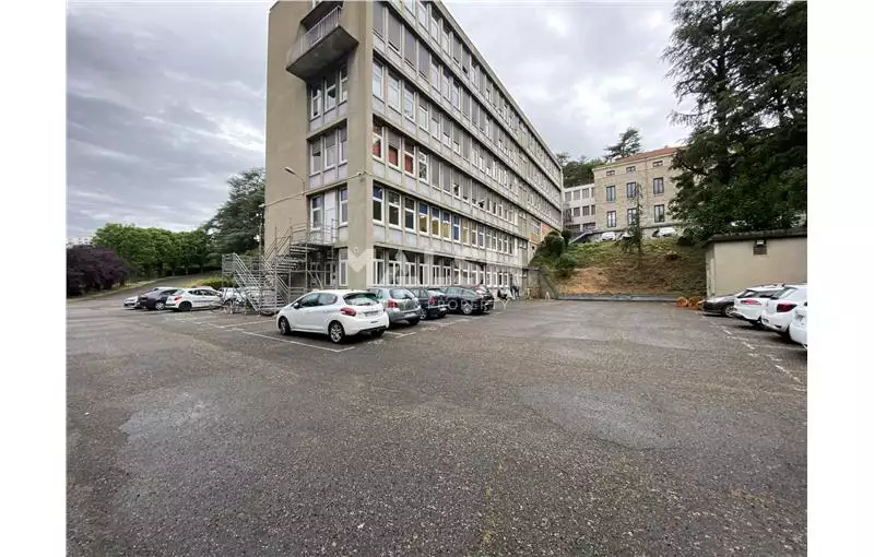 Location de bureau de 500 m² à Saint-Étienne - 42000