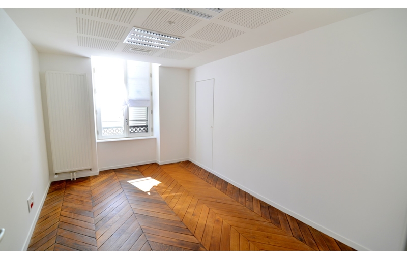 Location de bureau de 186 m² à Saint-Germain-en-Laye - 78100 photo - 1