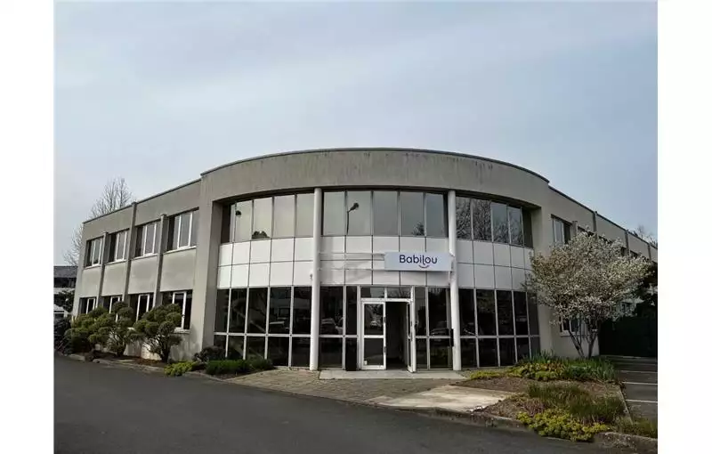 Location de bureau de 478 m² à Saint-Grégoire - 35760