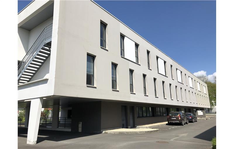 Location de bureau de 457 m² à Saint-Grégoire - 35760 photo - 1