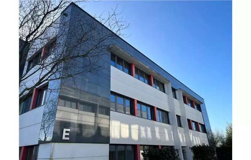 Location de bureau de 675 m² à Saint-Herblain - 44800