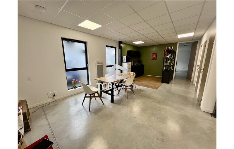 Location de bureau de 290 m² à Saint-Herblain - 44800 photo - 1