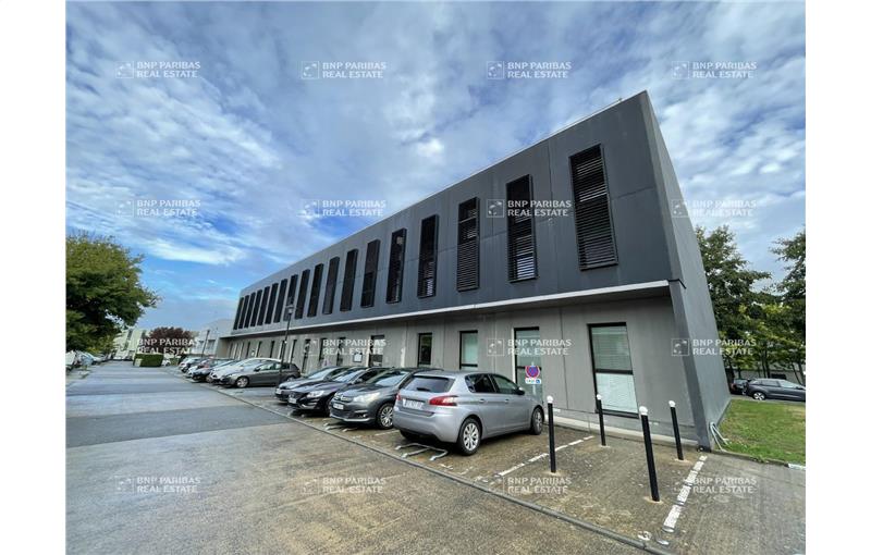 Location de bureau de 1 005 m² à Saint-Herblain - 44800 photo - 1