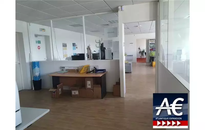 Location de bureau de 375 m² à Saint-Nazaire - 44600