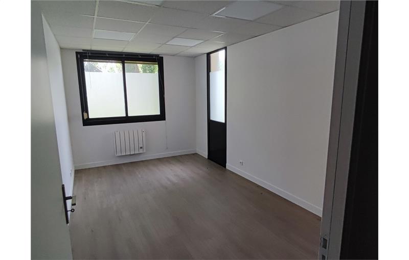 Location de bureau de 50 m² à Saint-Nazaire - 44600 photo - 1