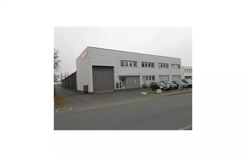 Location de bureau de 230 m² à Saint-Pierre-des-Corps - 37700