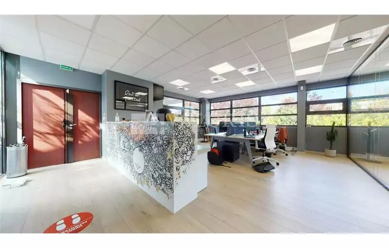 Location de bureau de 100 m² à Sainte-Foy-lès-Lyon - 69110