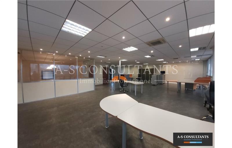 Location de bureau de 150 m² à Salaise-sur-Sanne - 38150 photo - 1