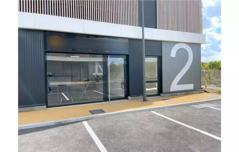 Location de bureau de 224 m² à Sin-le-Noble - 59450