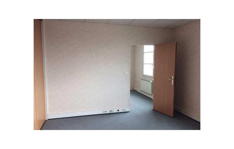 Location de bureau de 250 m² à Soissons - 02200 photo - 1