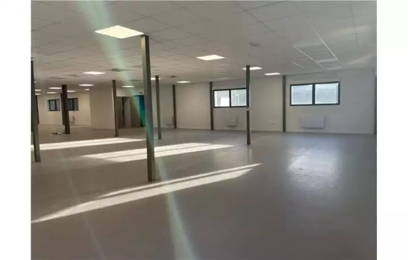 Location de bureau de 388 m² à Soissons - 02200