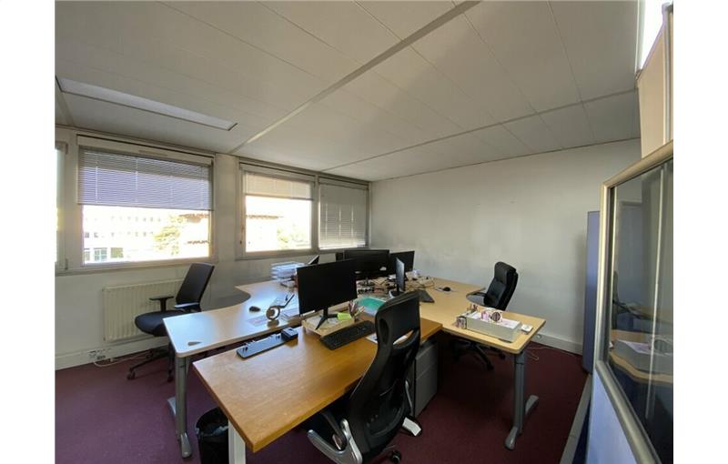 Location de bureau de 216 m² à Toulouse - 31000 photo - 1