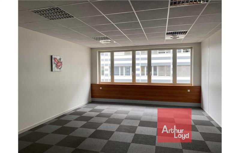 Location de bureau de 79 m² à Toulouse - 31000 photo - 1