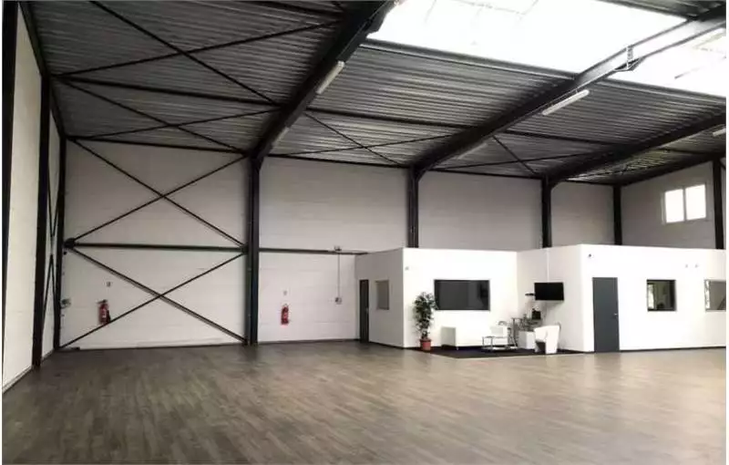 Location de bureau de 833 m² à Tourcoing - 59200