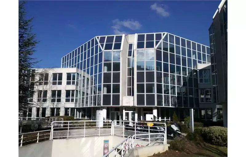 Location de bureau de 1001 m² à Vélizy-Villacoublay - 78140