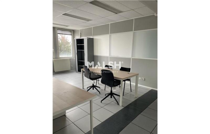Location de bureau de 341 m² à Vénissieux - 69200 photo - 1