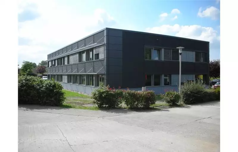 Location de bureau de 800 m² à Verniolle - 09340
